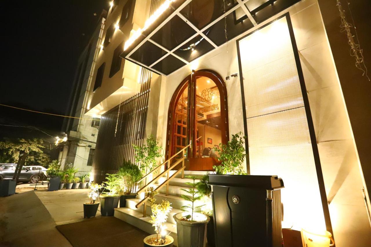 Sanca International Hotel In Patel Nagar Delhi New Delhi Exterior photo